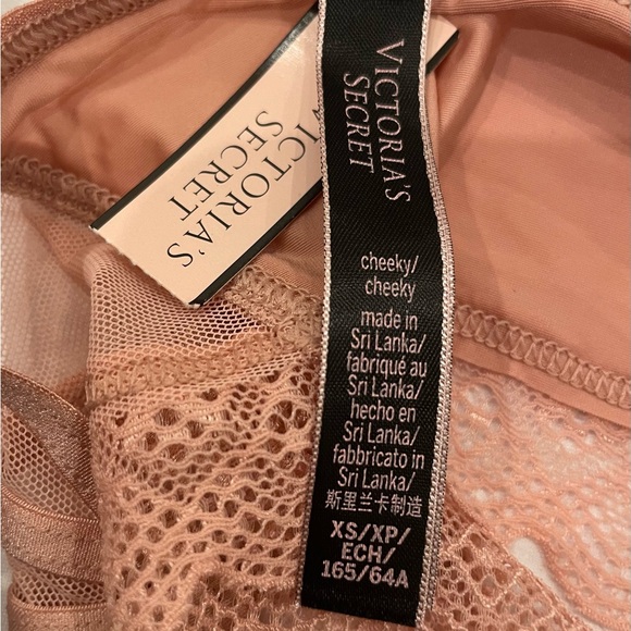 NEW WITH TAGS VICTORIA’S SECRET SIZE XS 2 PACK OF LACE AMD SATIN PANTIES - Picture 9 of 9